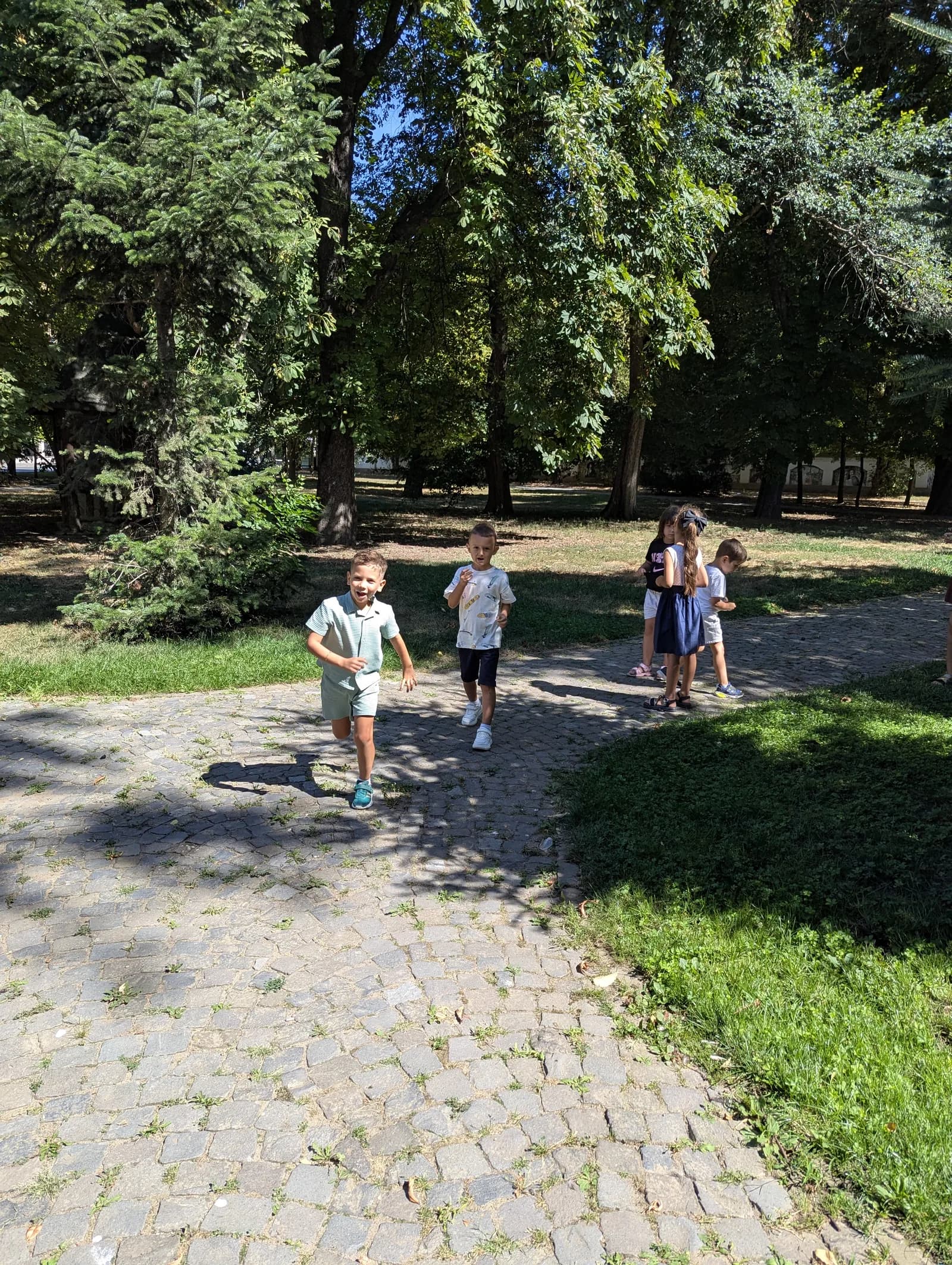 After-school Craiova: activități și module creative la Atena Afterschool